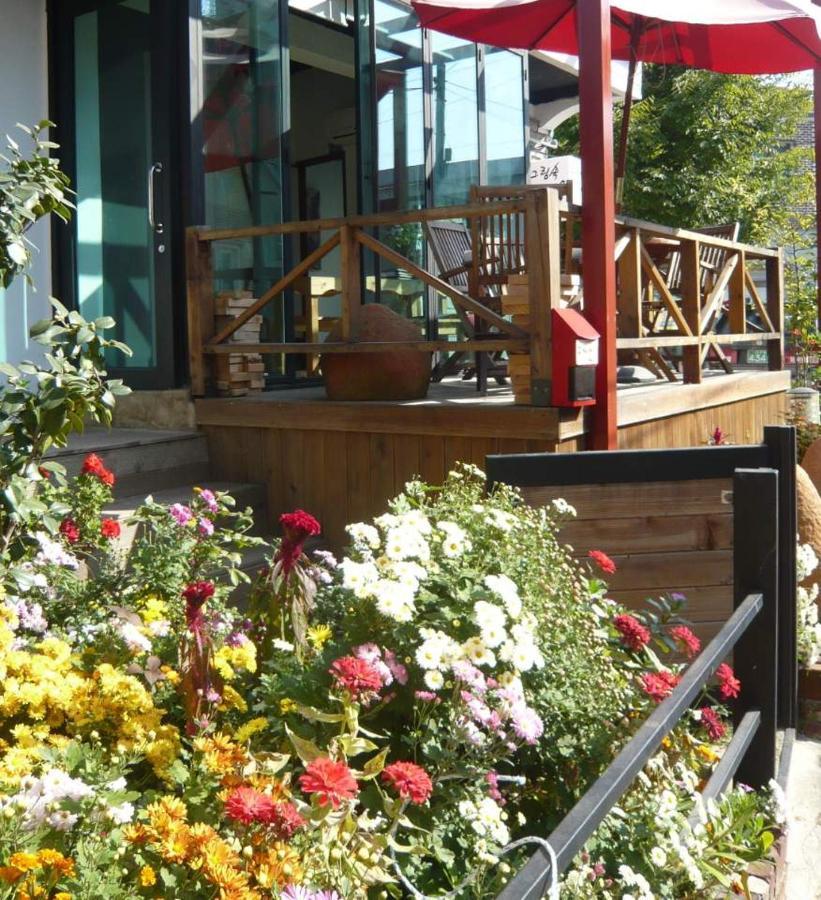 Guesthouse In Picture Jeonju Bagian luar foto